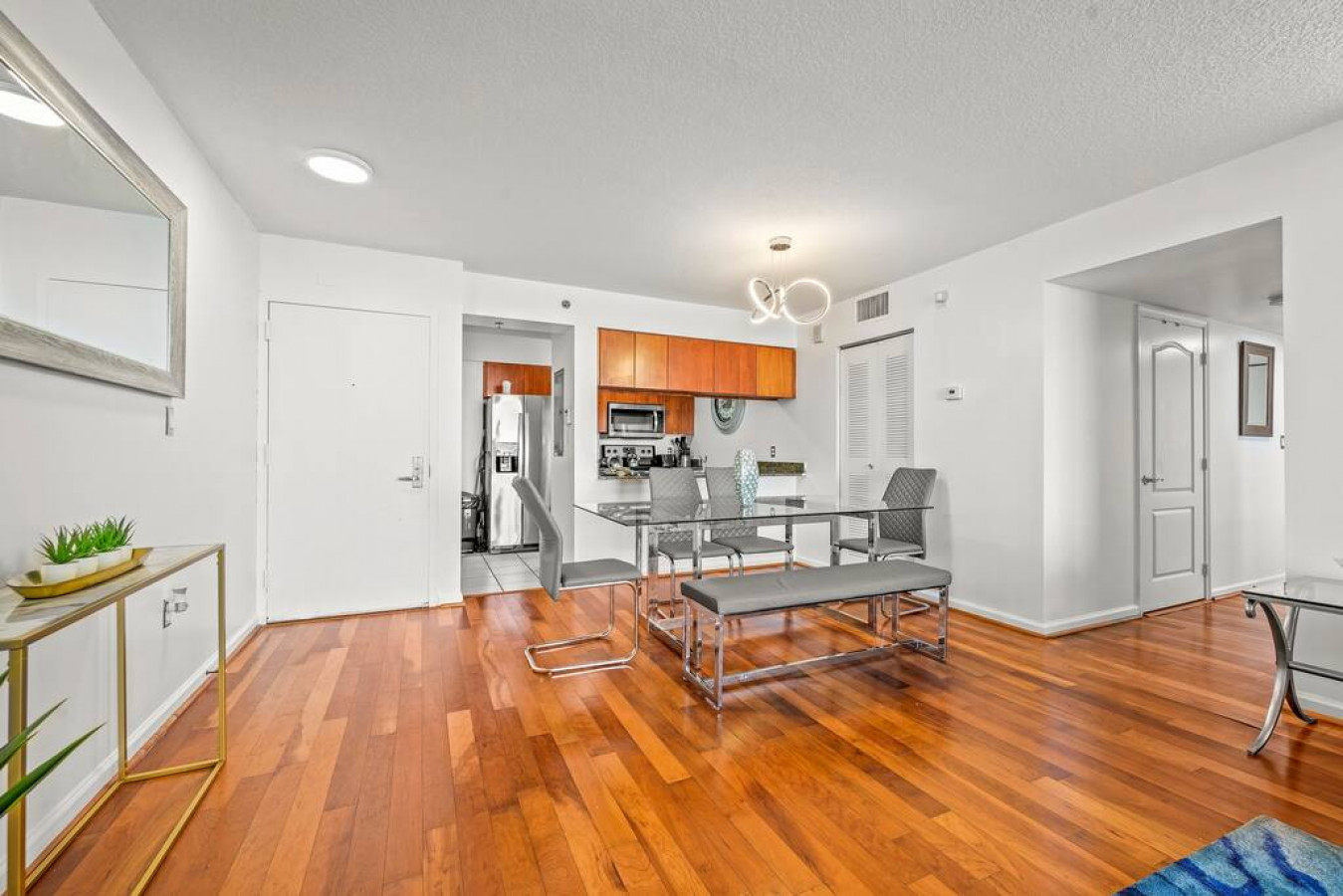 Ocean view unit in the heart of Brickell