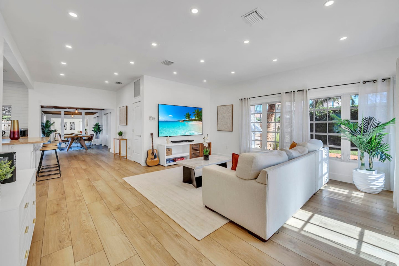 Stunning Tropical Pool House Delray Near The Ocean