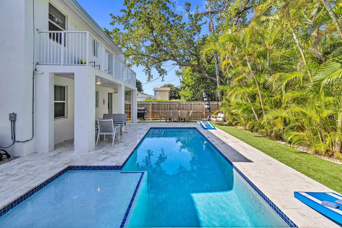 Stunning 4Beds/2Baths Unit in Delray-  Heated Pool