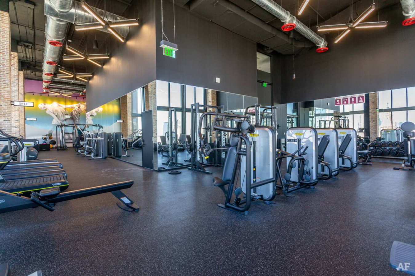 Superb Unit with priceless location and amenities