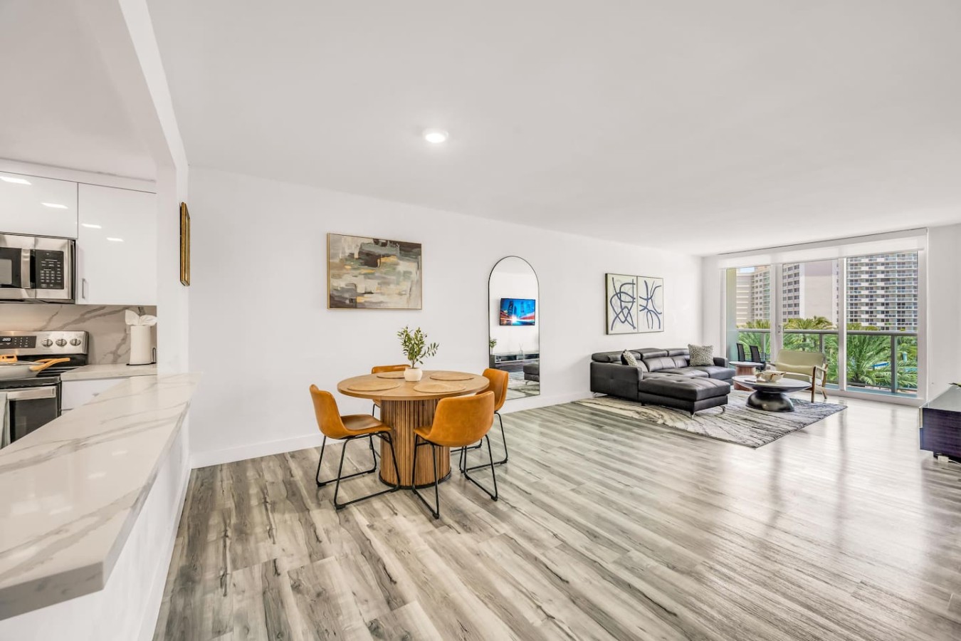 Beachside Oasis | Walk Everywhere