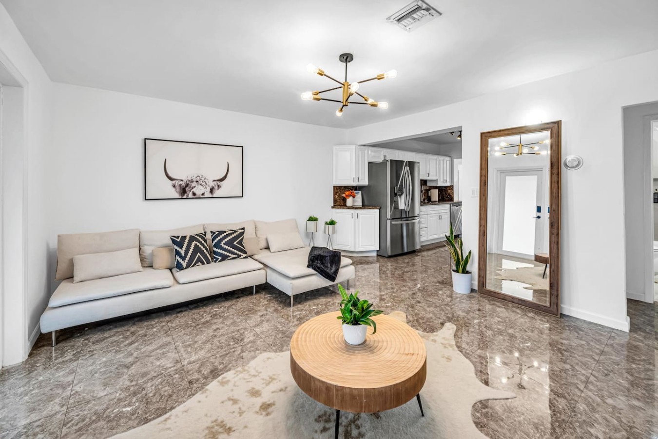 Casa Luna · Waterfront Retreat + Kayaks · Sleeps 7