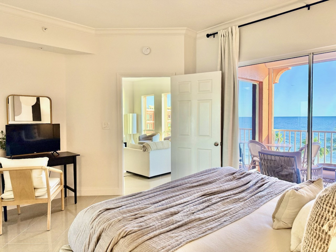 MB Desk view to LR Large.jpeg