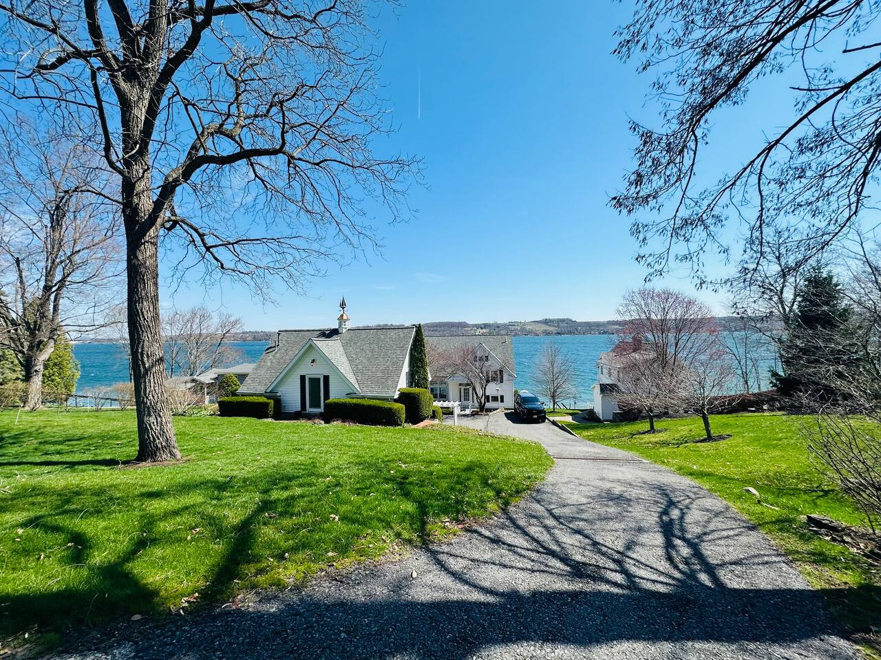 Hart To Hart Getaway on Keuka Lake