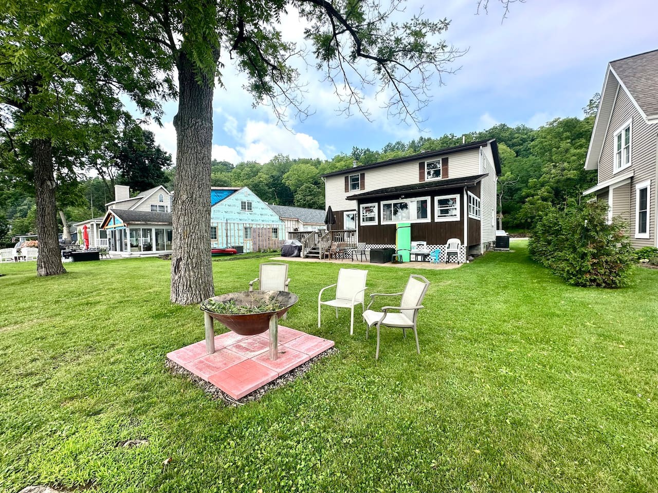 Lippa’s Lake House on Conesus Lake