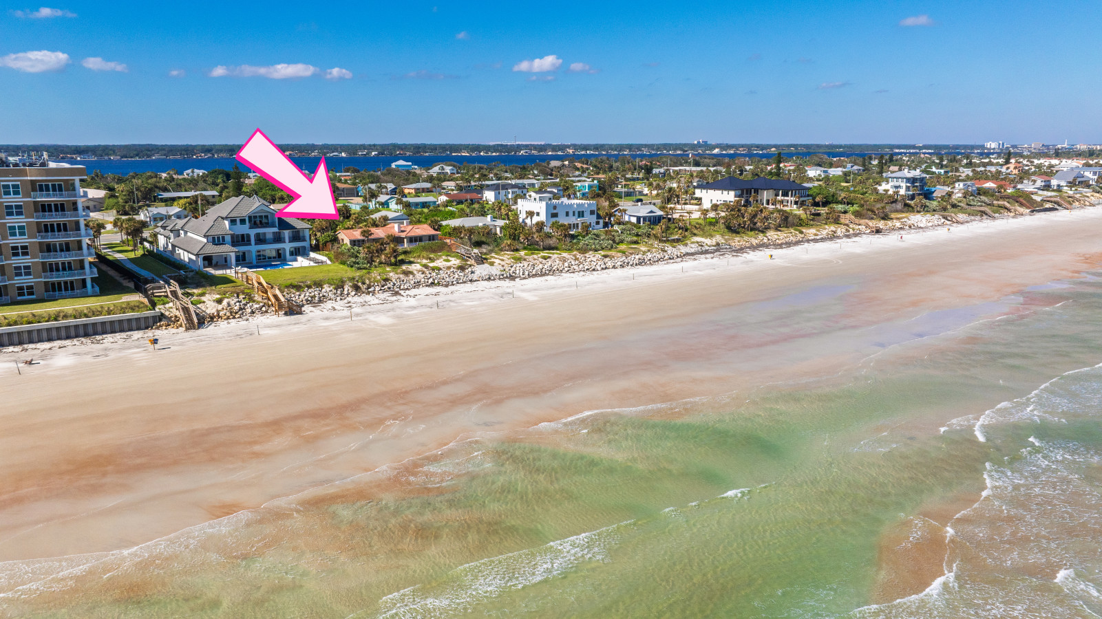 Direct Oceanfront Massive Home