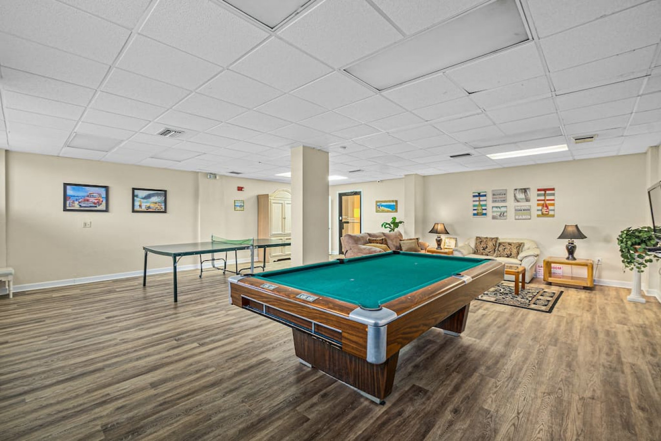 Cozy Ocean Condo with Pool & More 5