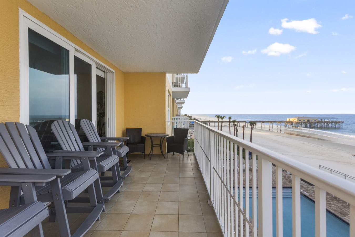 A Wave From it All Oceanfront Pool Condo 3
