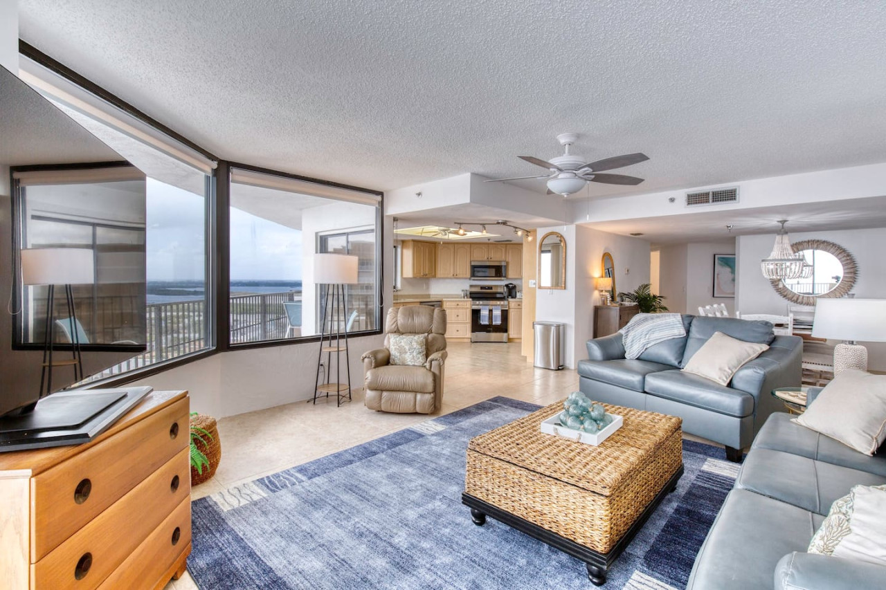 Paradise on the Beach, Pool, Stunning Views 3