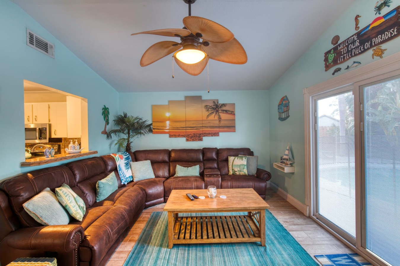 Under The Sea Pool and Hot Tub 3