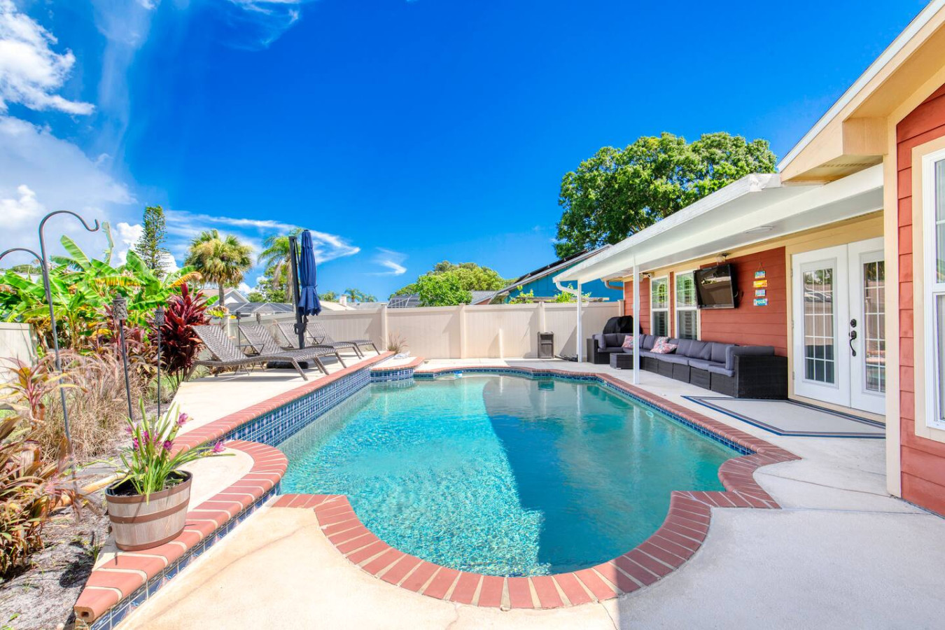 Daytona Beach Oceanfront Pet Friendly Airbnb