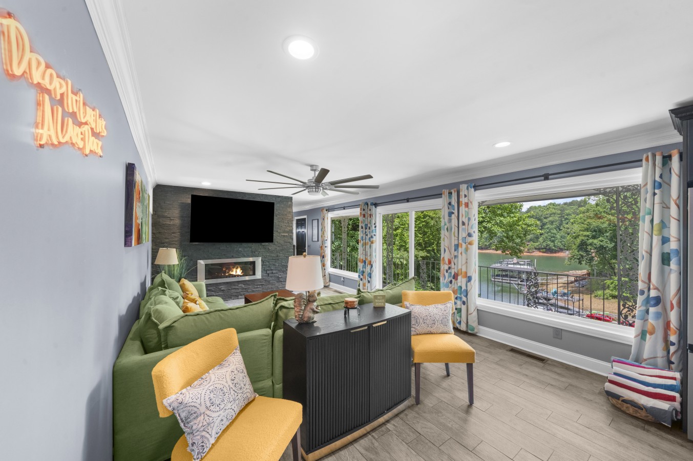 Lake Airbnb Dock Hot Tub Pet Friendly Game Room VRBO Salty Dog Vacations