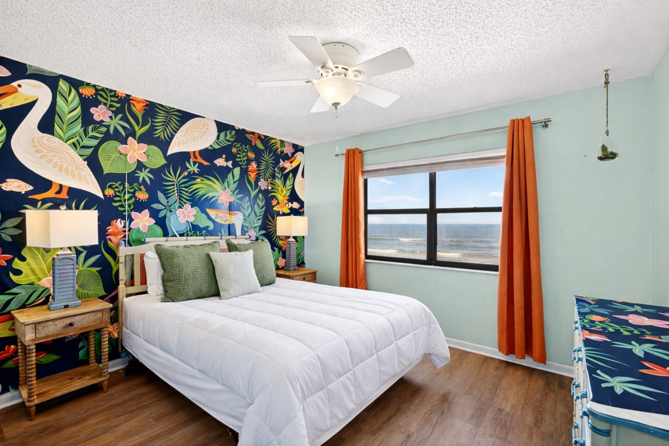 ❤️ The Funky Pelican Direct Oceanfront Retreat Pet Friendly 3