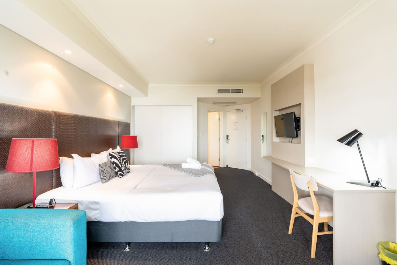 ZEN88 ESPLANADE: Hotel Suite w/ Ocean/Sunset Views - Our elegantly furnished bedroom offers a serene escape with a touch of class and sophistication