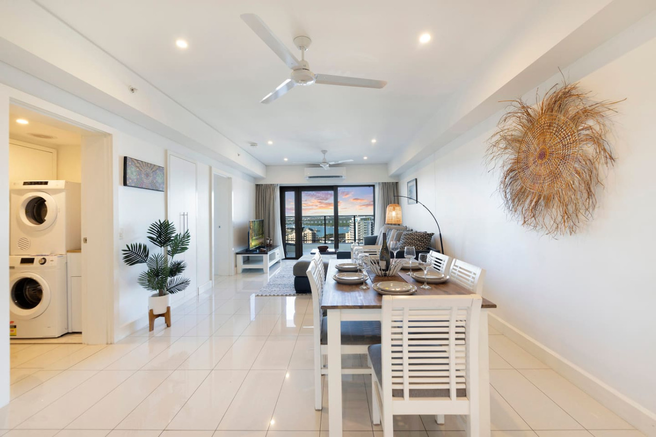 ZEN OCEAN BLISS - Cozy 2-BR/2-BA Sea View Retreat - Discover the art of elevated living in our stylish sanctuary