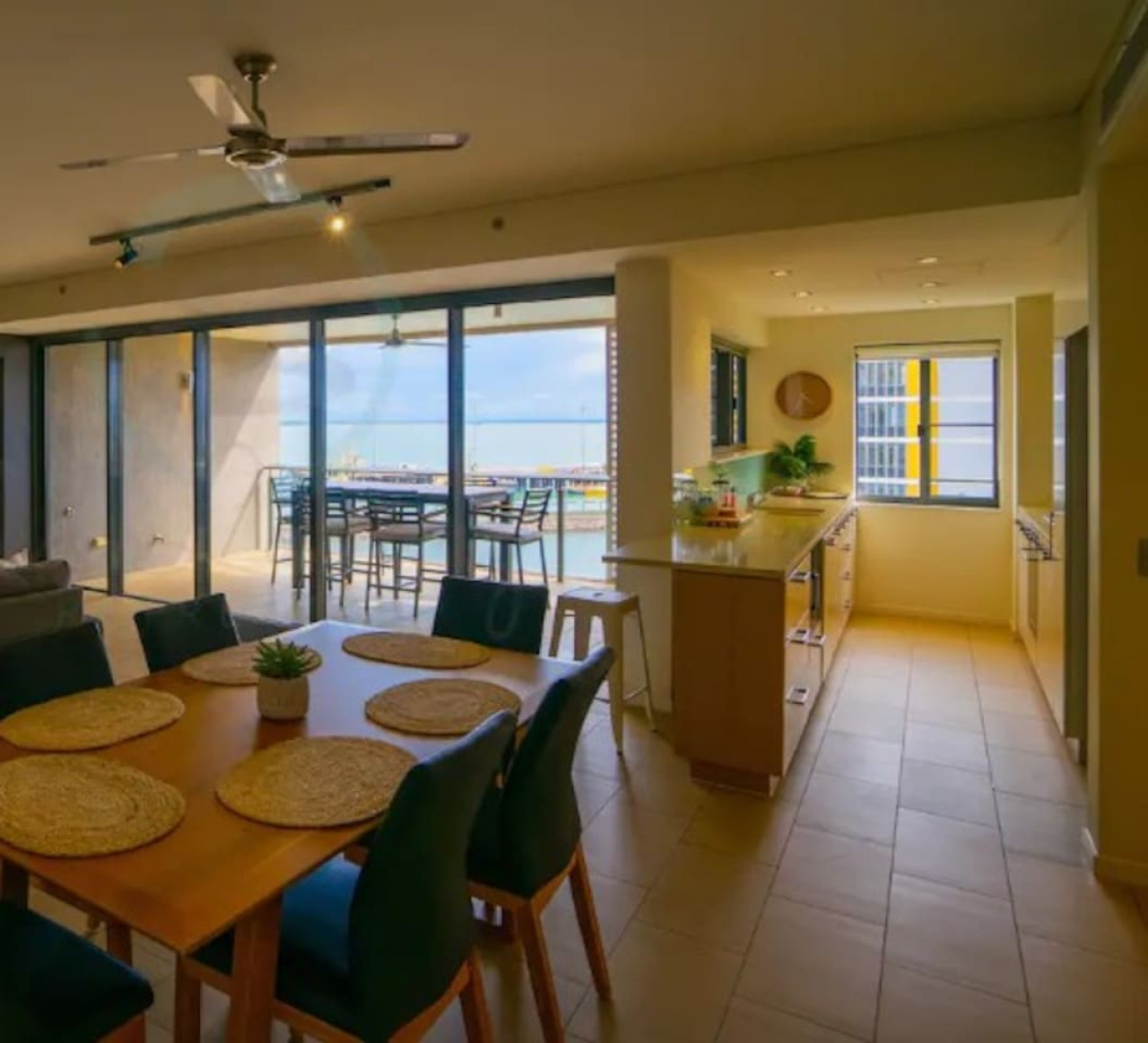 Zen Oceania: Moon Dunes ~ Gulf View