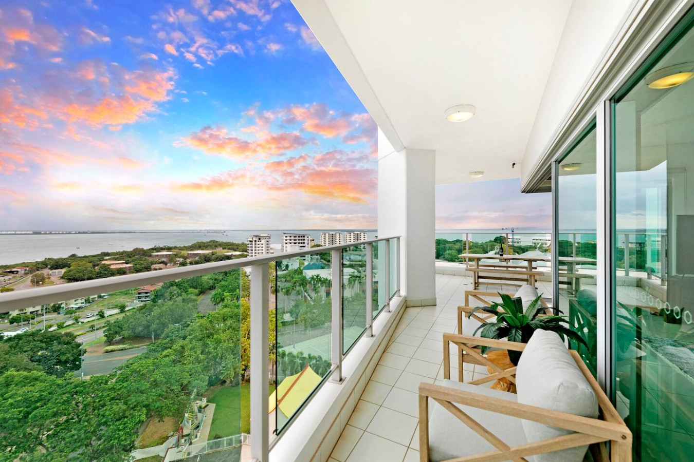 Zen Skytower Harbourview -Exclusive 3br Family Apt