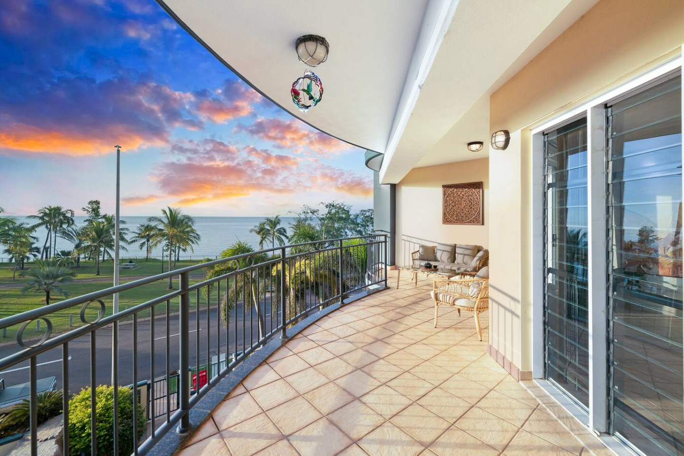 Nightcliff Foreshore: Seaview  ~ Pool  ~ Workspace