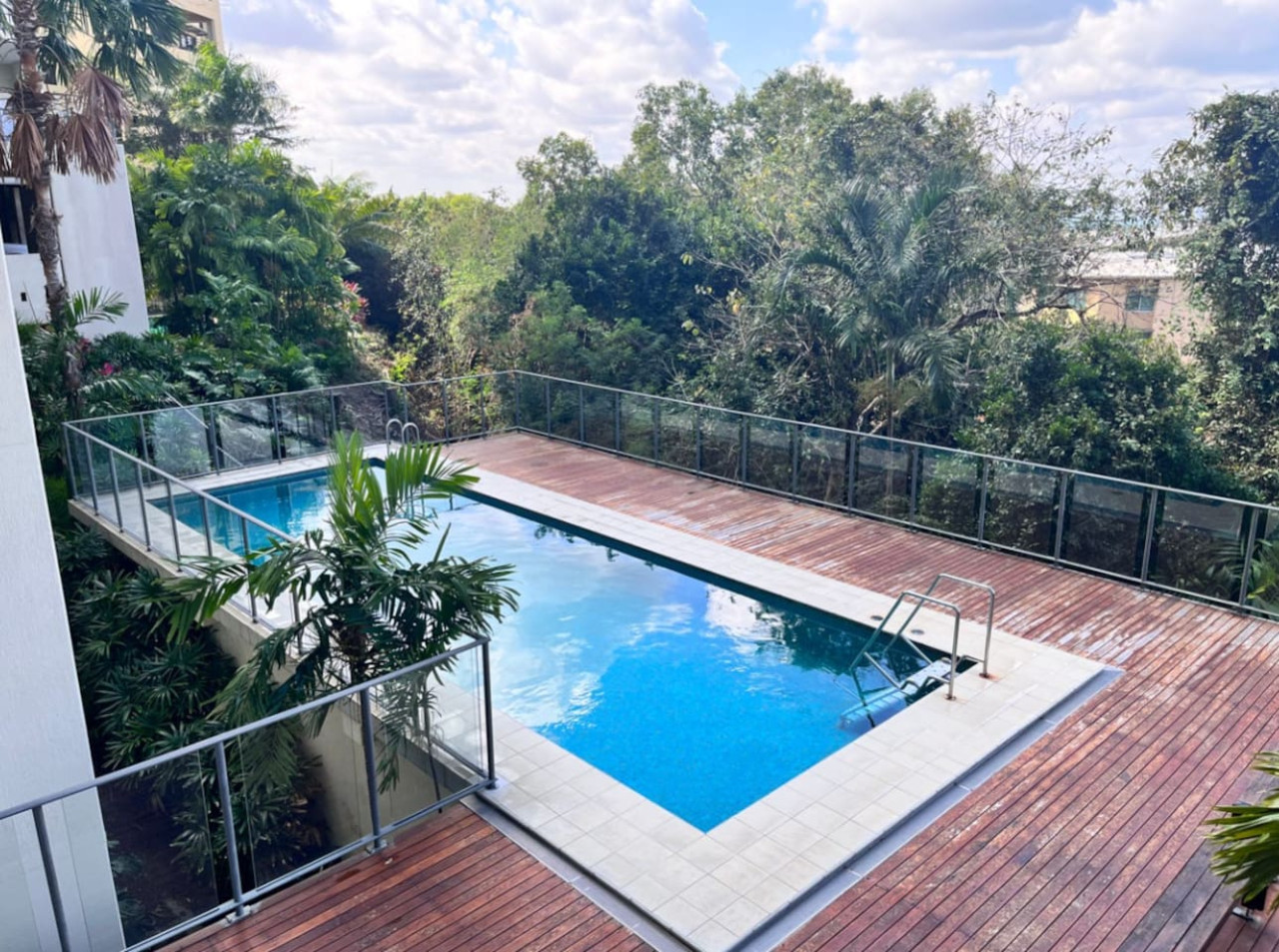 ZenLux: 4BR Waterfront Penthouse Pad 270° Panoroma