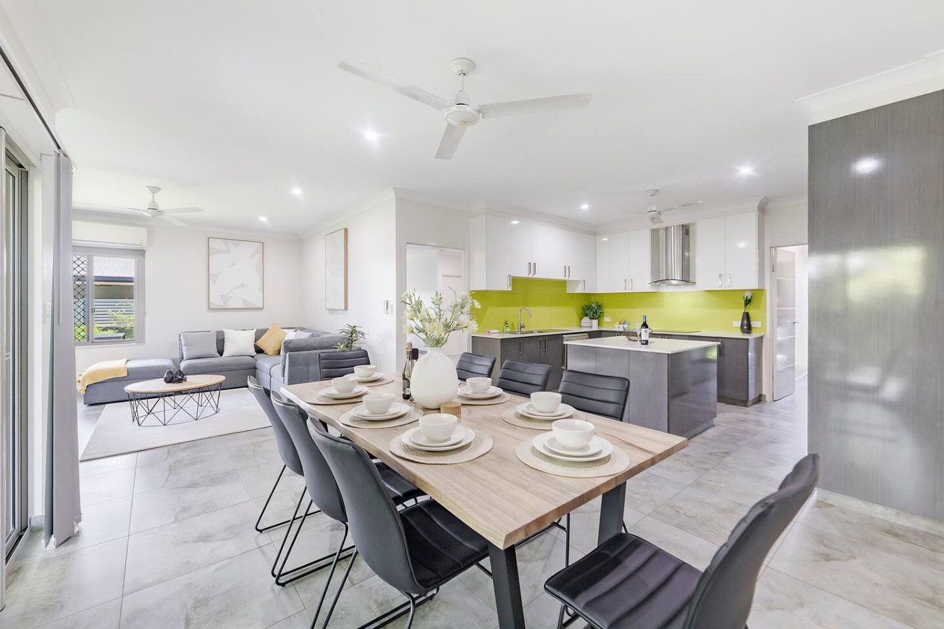 Zenhouse Harmony: Modern Home ~ Near CDU/Hospital