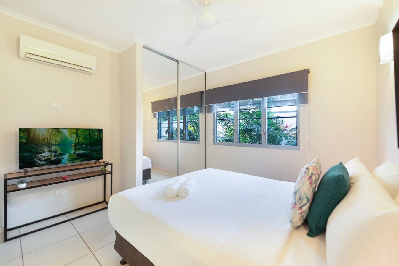 Zen Saltwater Retreat: balcony ~ pool ~ seaview