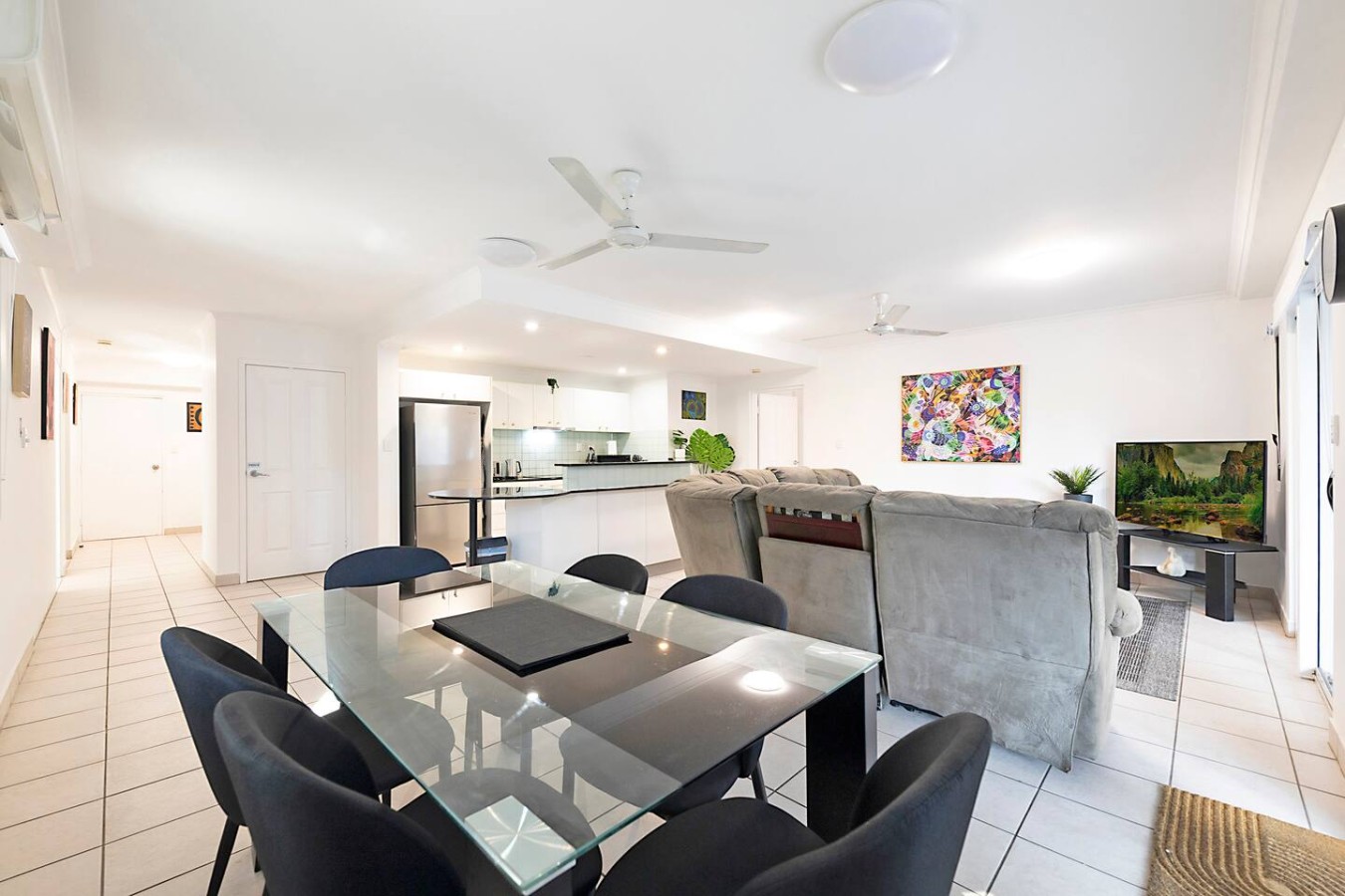 Zen Ocean Crest: Pool - Gym - Balcony - BBQ