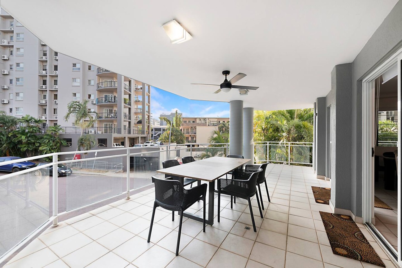 Zen Ocean Crest: Pool - Gym - Balcony - BBQ