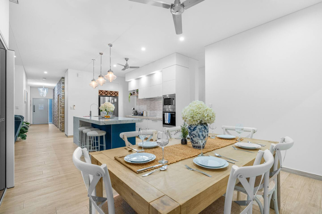 Zenhouse Solstice: Designer 4-BR Executive Retreat