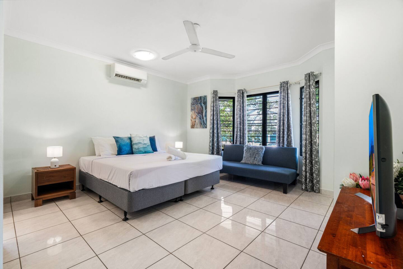 Zen Orient ~ Luxurious 4BR Oasis with Private Pool