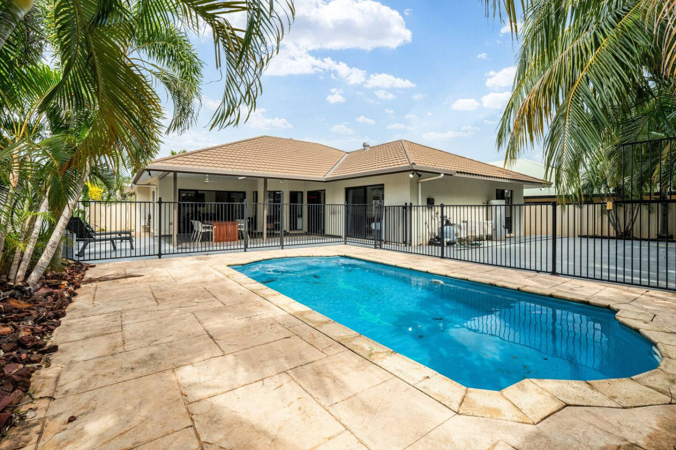 Zen Orient ~ Luxurious 4BR Oasis with Private Pool