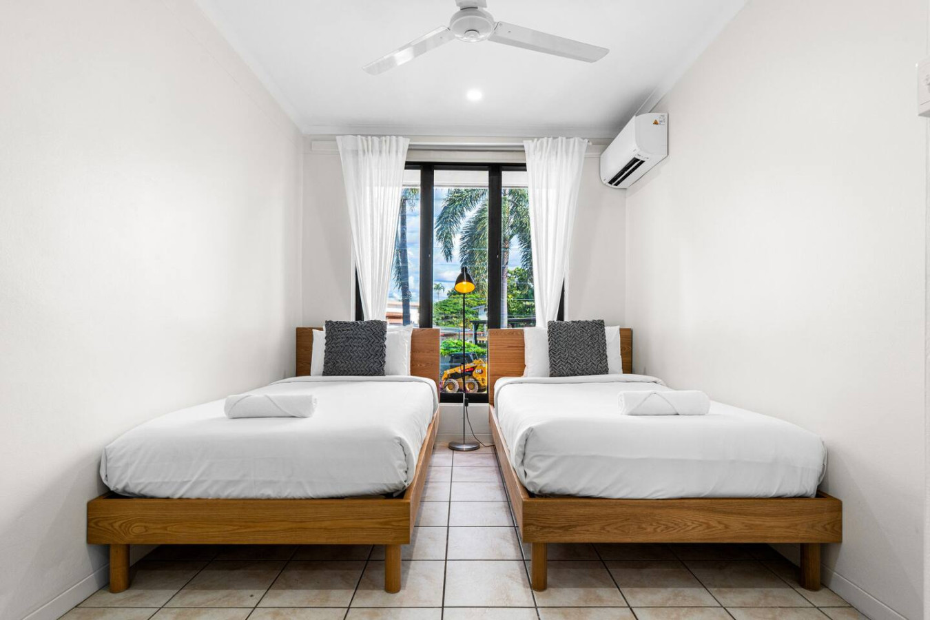 Zen Urban Nest: Cozy - Central- Patio