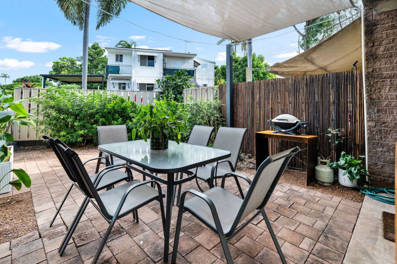 Zen Urban Nest: Cozy - Central- Patio