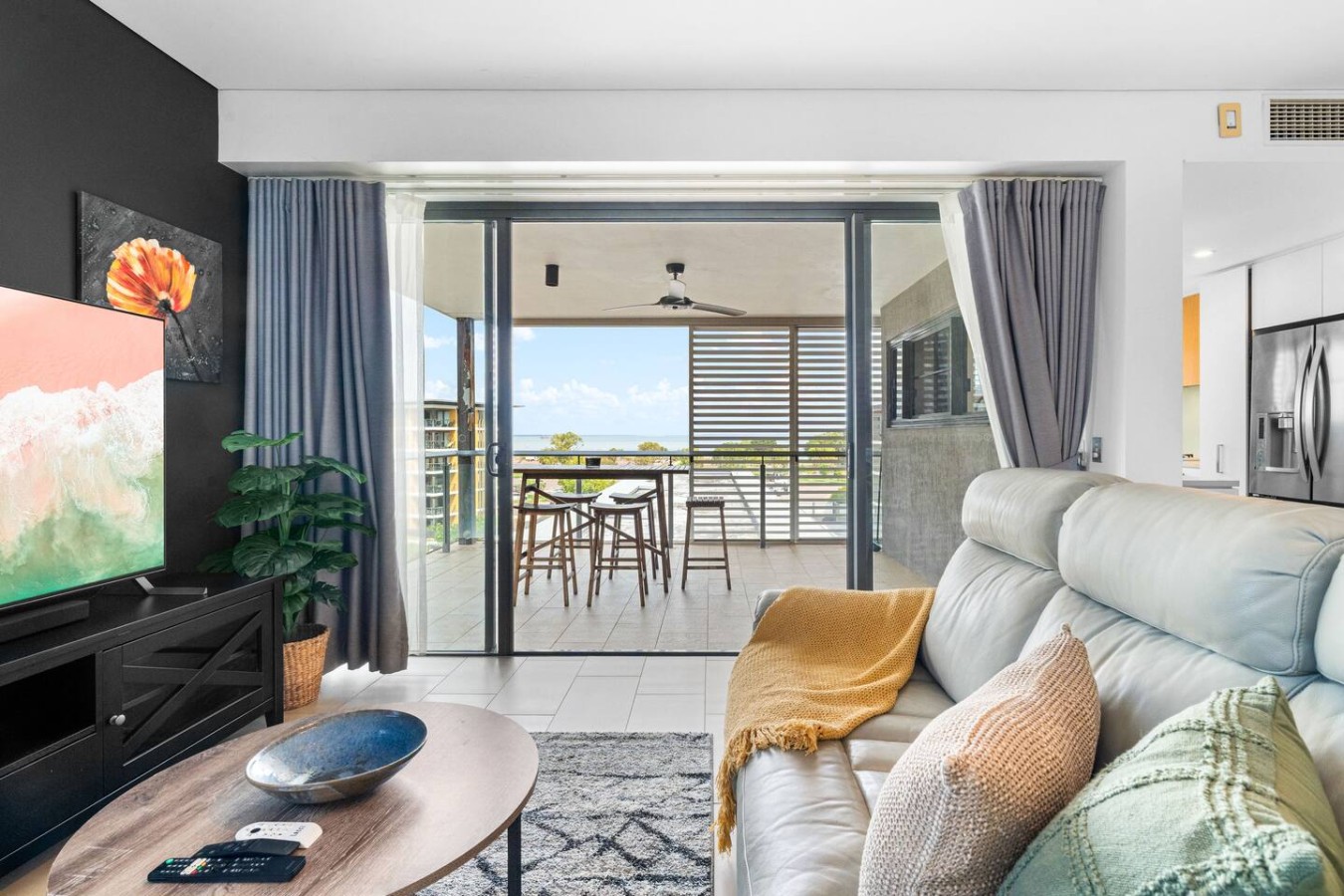 Zen Bayside: seaview - balcony - shared pool