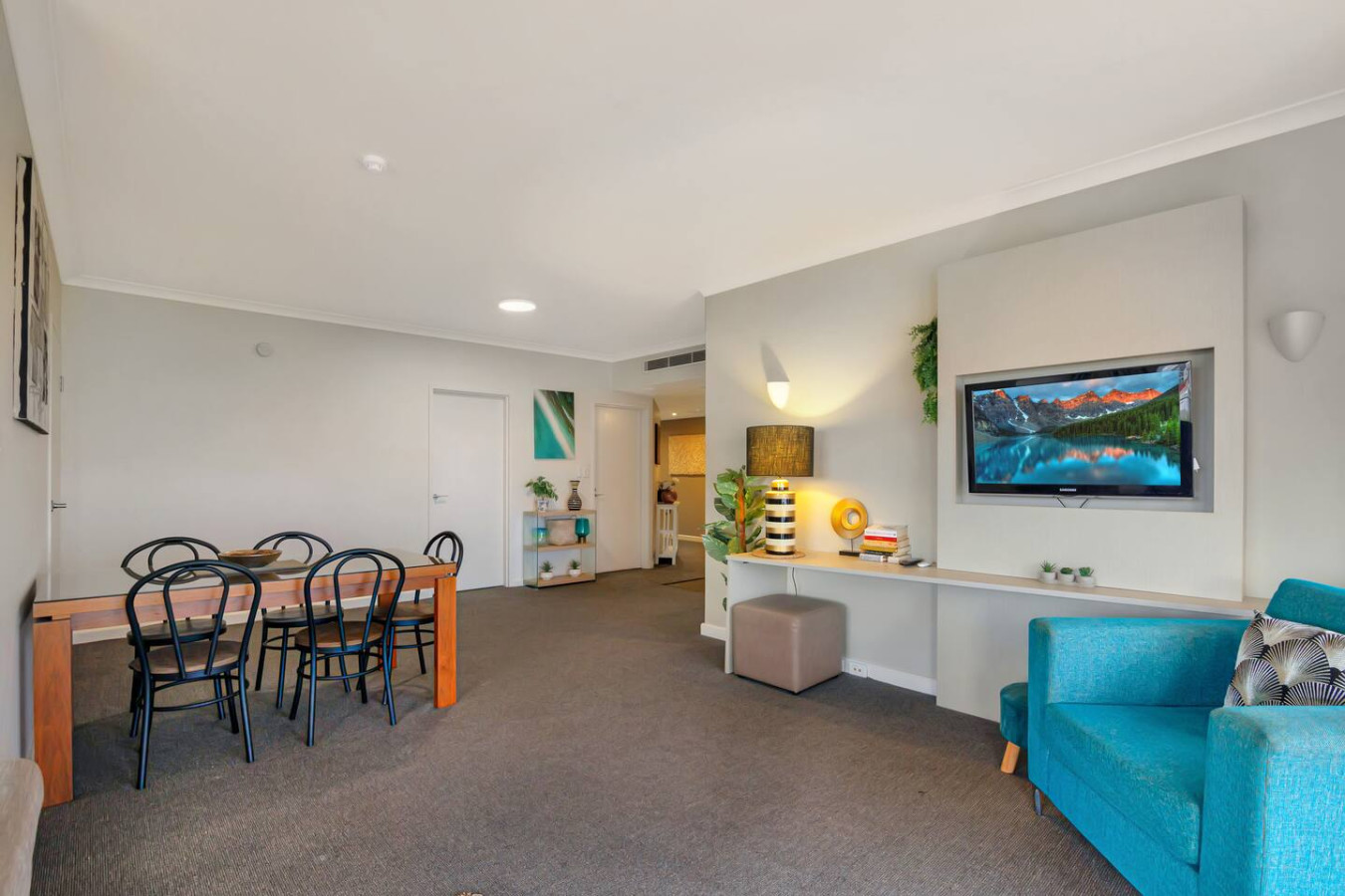 NEW ZEN 88 THE ESPLANADE Sunset Retreat in the CBD