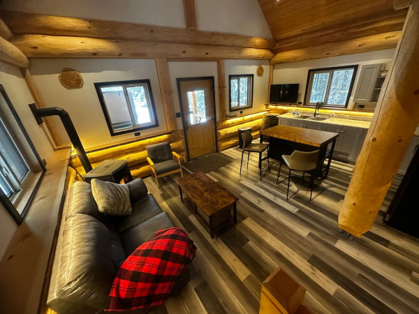Cozy Cabin - log Cabin Luxury w. Hot Tub
