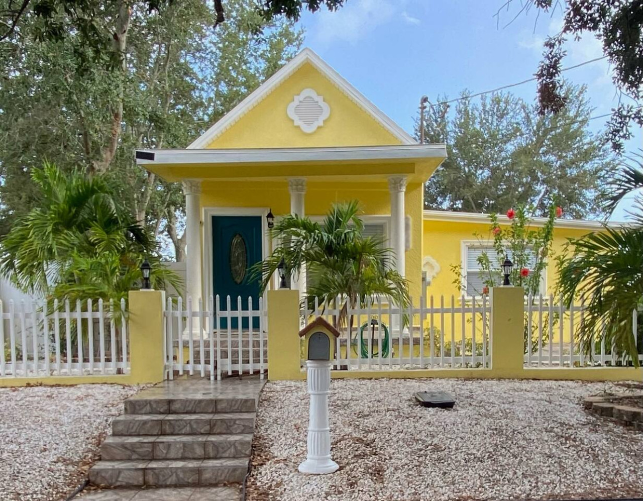 Baycation Bliss • Near Stadium, Downtown & Beaches - Tampa, FL