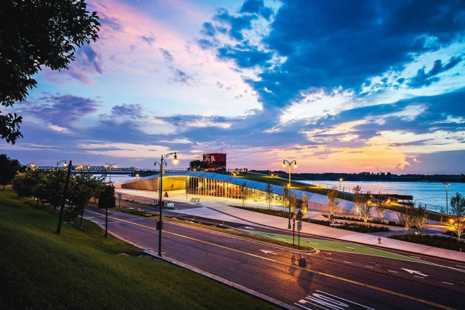 Vibrant Retreat | Near Beale & Overton Park