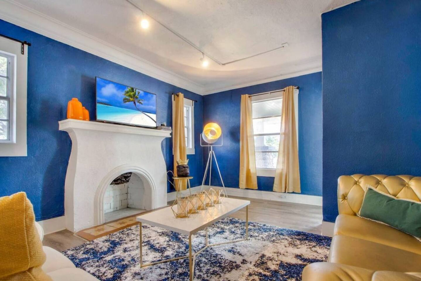 Scale of Art House | Wynwood