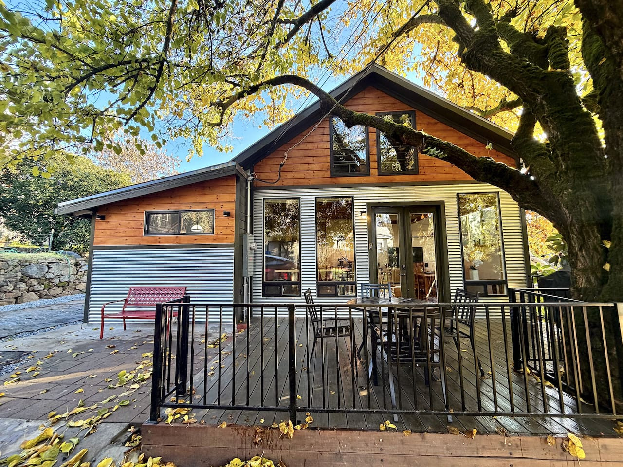 Unique Loft House Downtown Newcastle Near Freeway