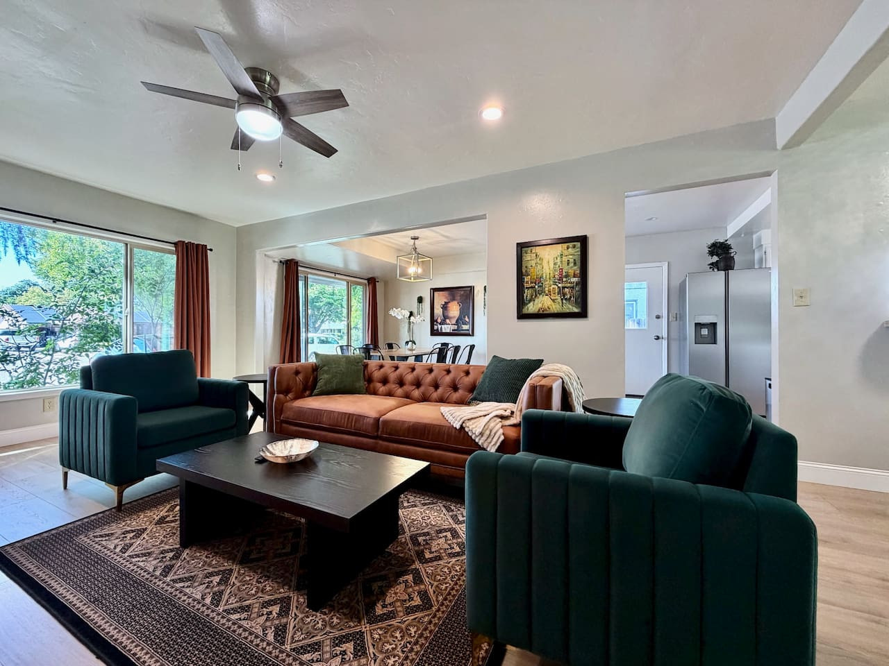 Remodeled 5 Bedroom Home 5 Minutes to CBD