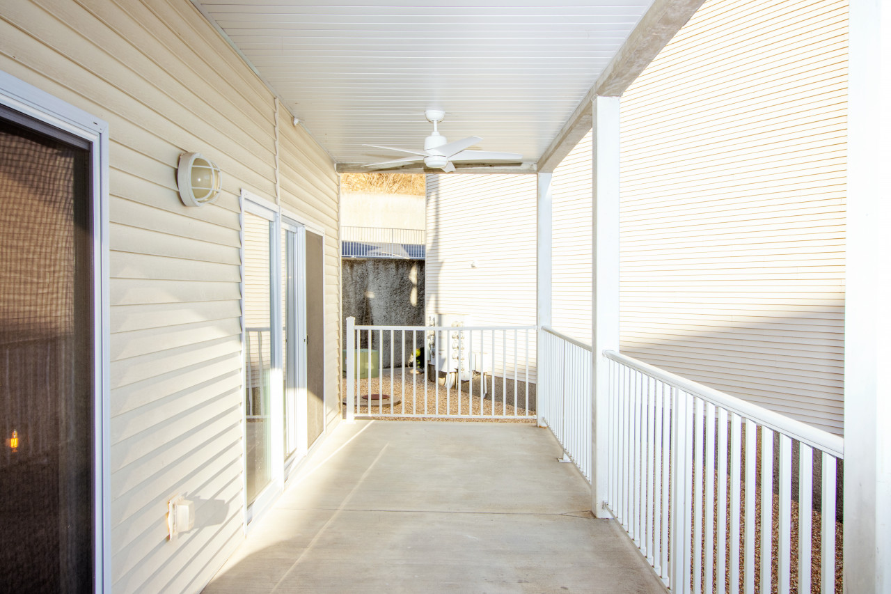 Lakefront Condo, Beautiful State Park Views