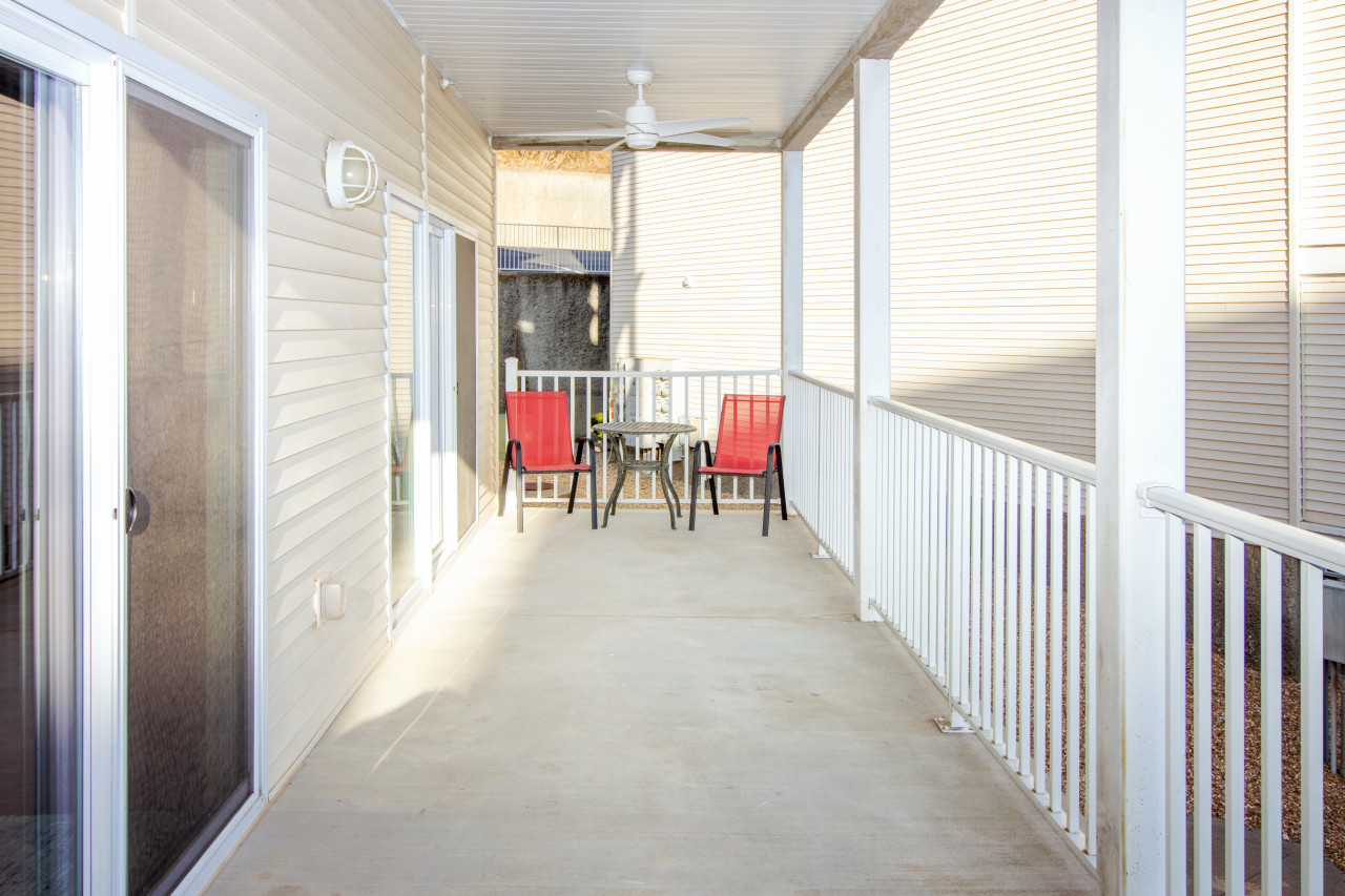 Lakefront Condo, Beautiful State Park Views