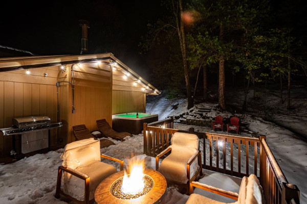 Red Rock Falls Cabin•Yosemite 8mi•Game Room•HotTub