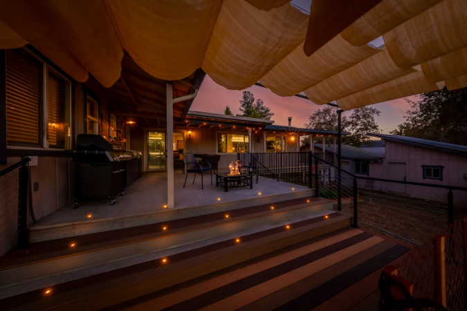 Twin Cottages, Sleeps 26, Hot Tub, Game Rom