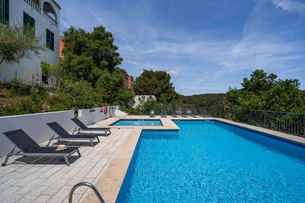 Spacious 4 bedroom apartment in Cala Galdana