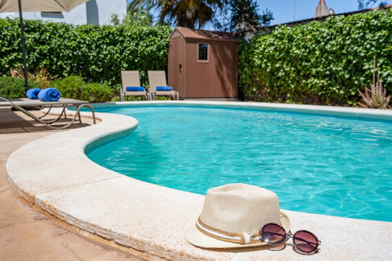 Villa Gloria - Cheerful 2-bedroom villa with pool