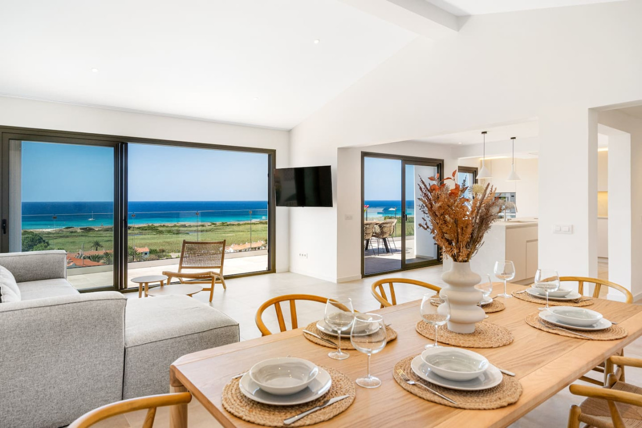 Big modern Villa, fantastic seaview, big pool