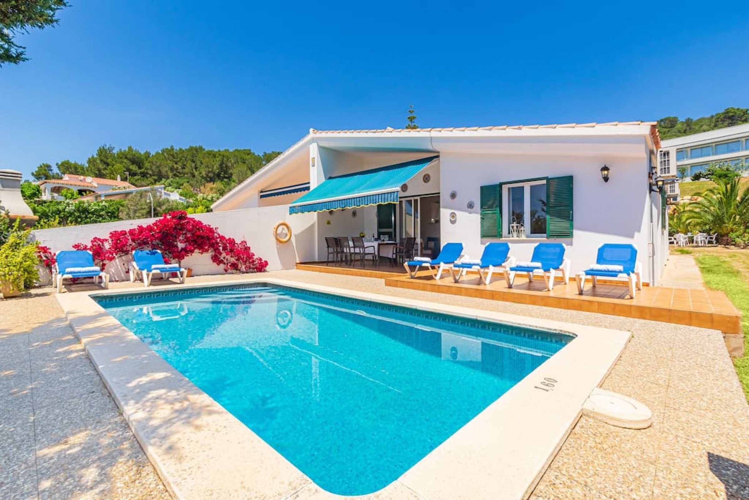 Villa Noelia❤️ 350 mts from the beach❤️ private pool, free AC and WiFi