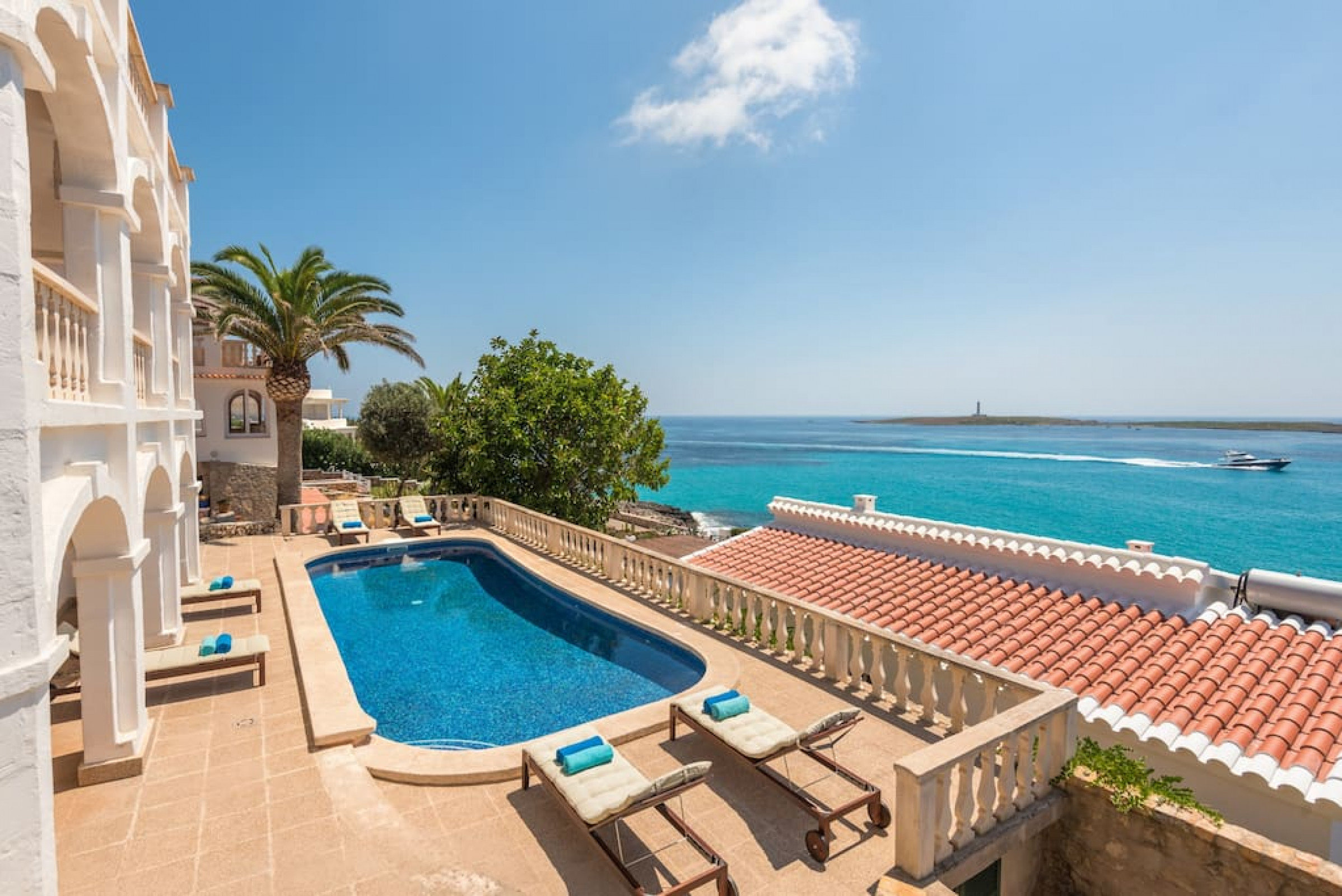 Torre Vea · Villa Torre Vea-Stunnig seaviews-Private pool-Free AC and Wifi