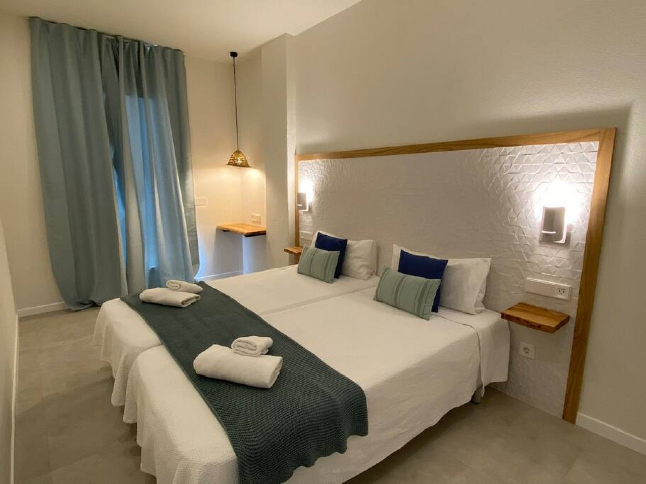 Mesquida 7 - Charming 2-bedroom apartment with beautiful sea views